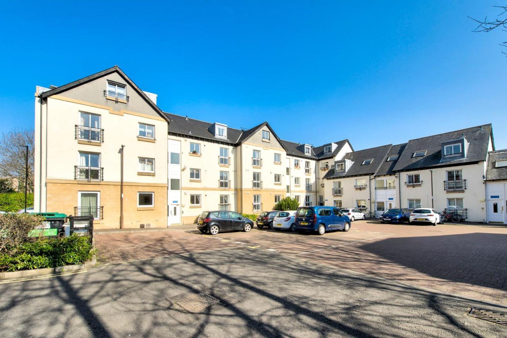 Guestready - Nice 3Bdr Apart W/ Private Parking Edinburg Exteriör bild