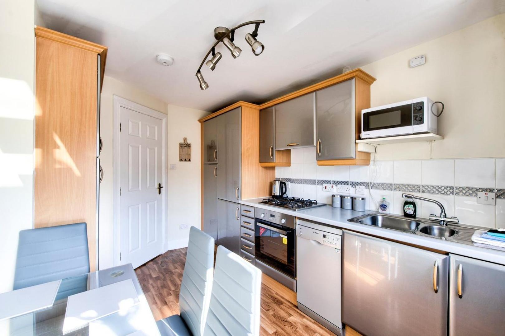 Guestready - Nice 3Bdr Apart W/ Private Parking Edinburg Exteriör bild